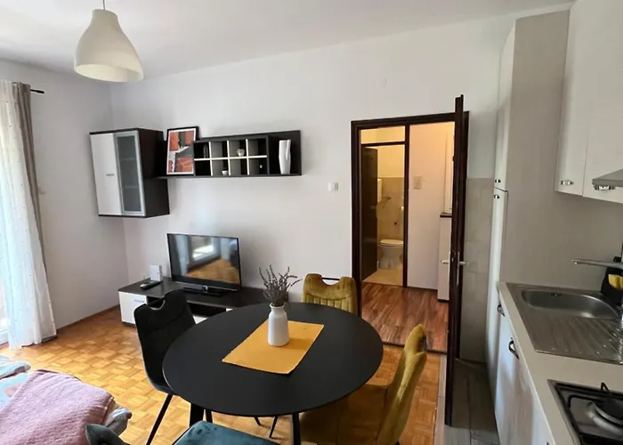 Elvis Apartman